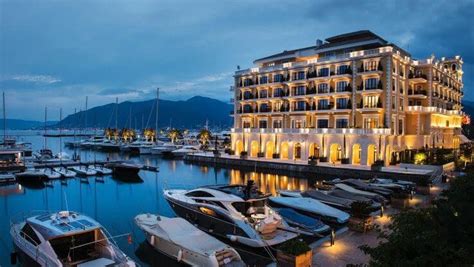 luxury shopping in montenegro